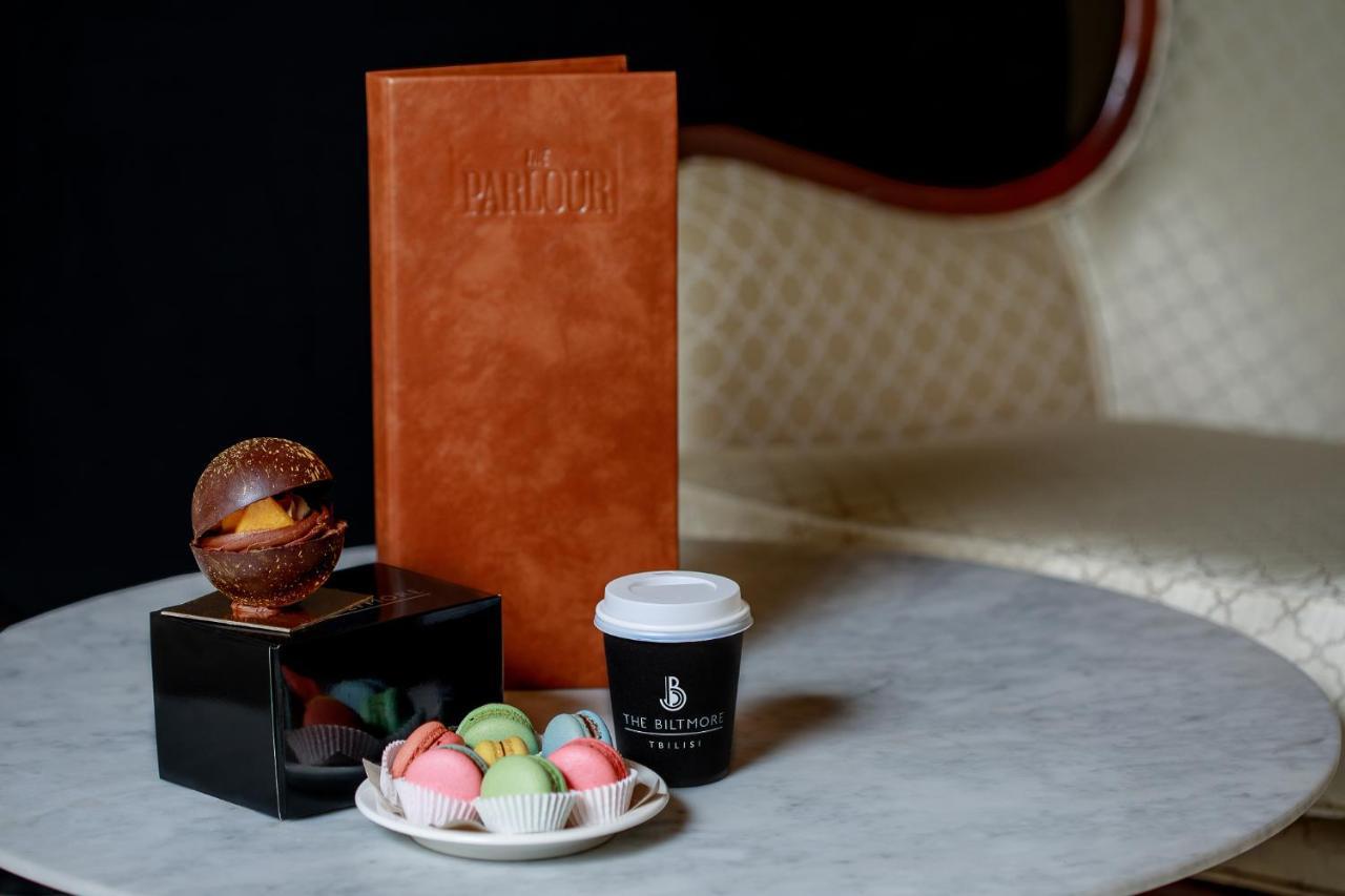 The Biltmore Tbilisi Hotel Exterior foto Menu and coffee at the Paris Opera